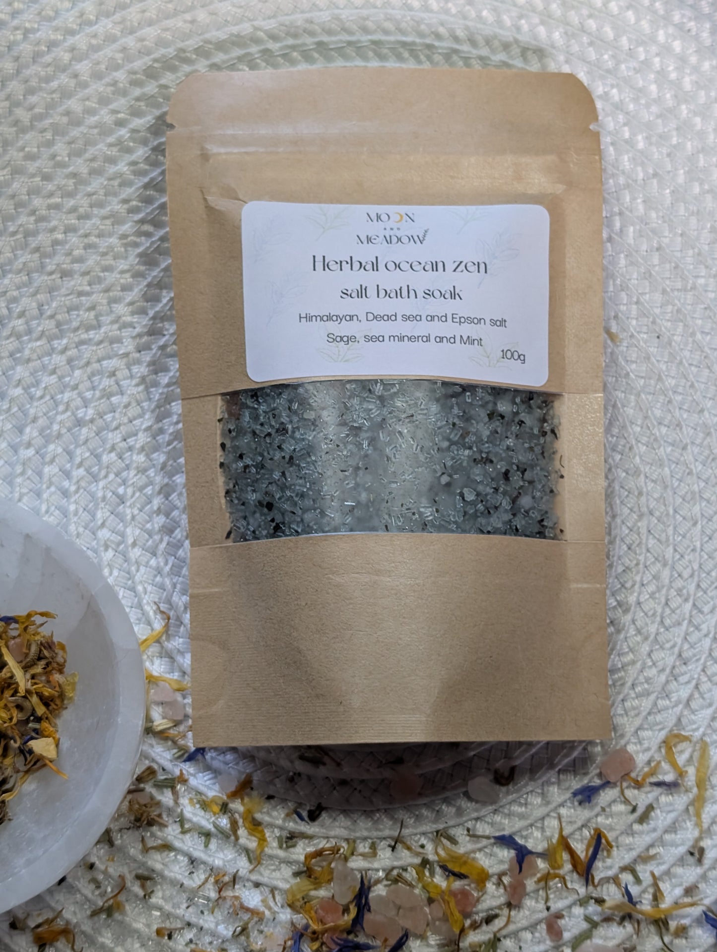 Relaxing bath salts collection